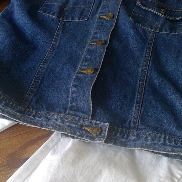 Lightweight Jean Jacket - Picture 8 of 11